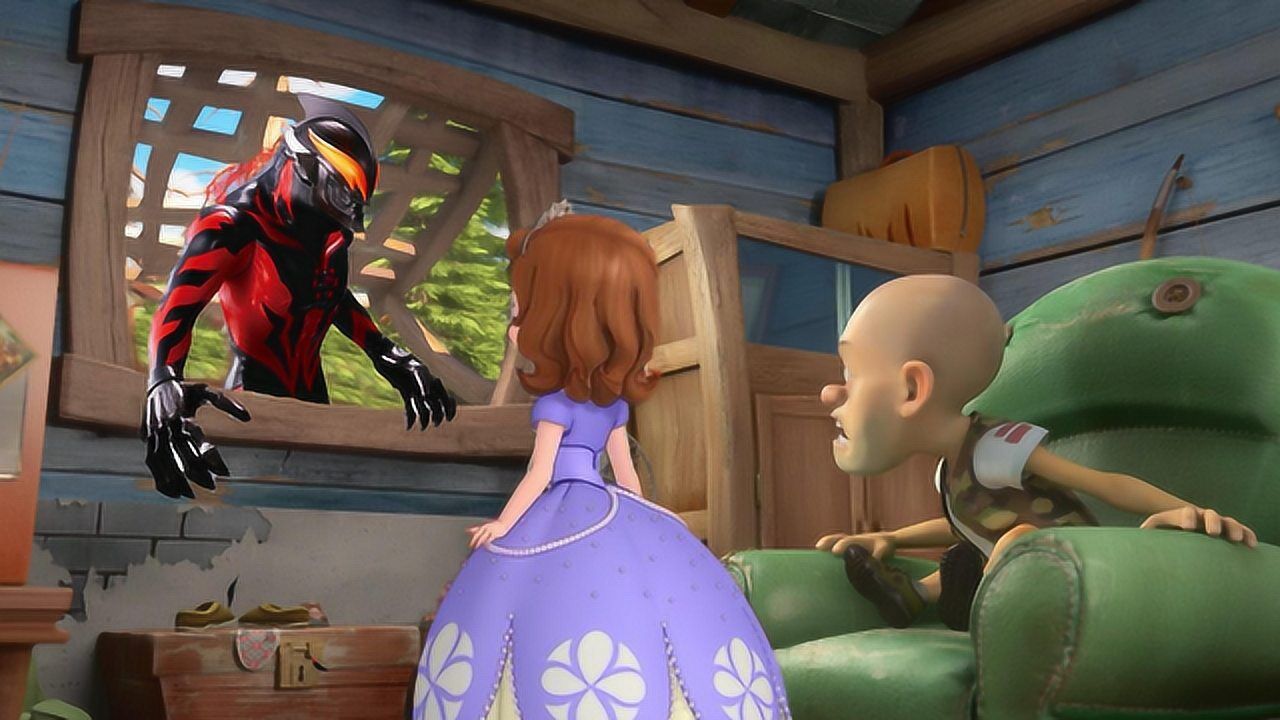 贝利亚奥特曼想闯进光头强家,小公主苏菲亚及时钉上门窗救光头强