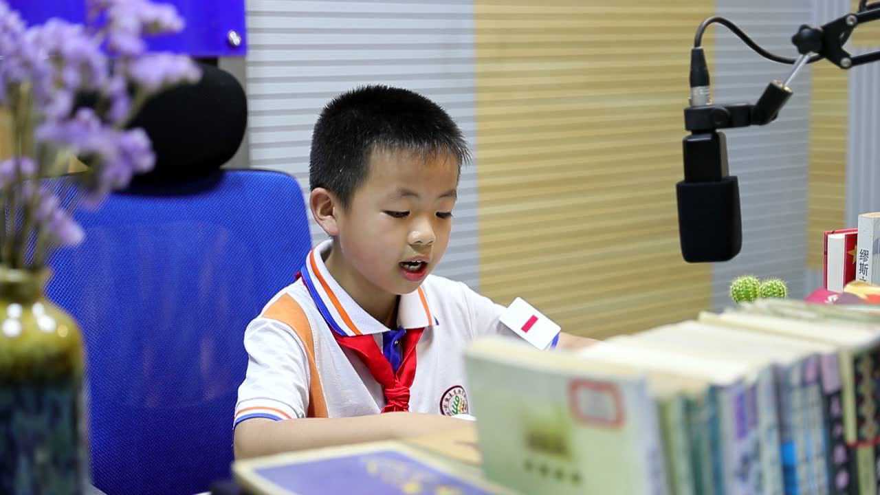 4卜昊宇-实验学校三年级学生-《纸灯笼》