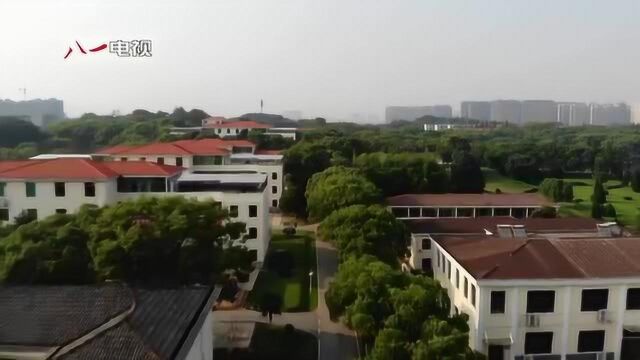 航拍丨360度无死角带你领略陆军步兵学院的美