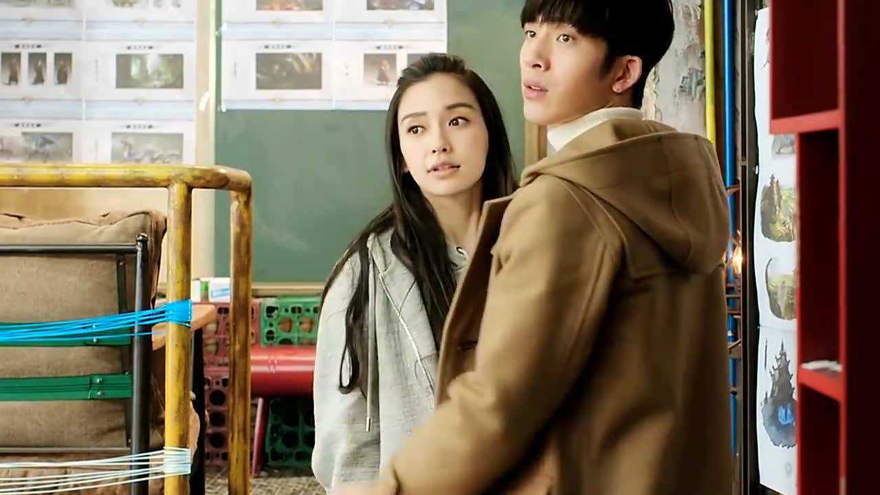 肖奈和微微在办公室里甜蜜拥抱,却被愚公他们逮个正着,好尴尬!