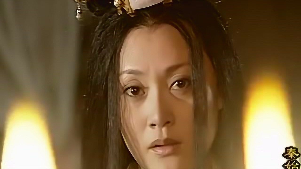 灯光下嫪毐秀腹肌赵姬看得直咽口水