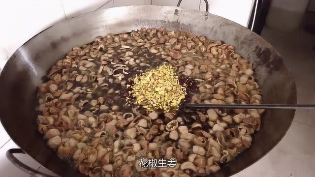 实拍绵阳米粉炒料全程,1000多块的原料炒出来,是这样的!