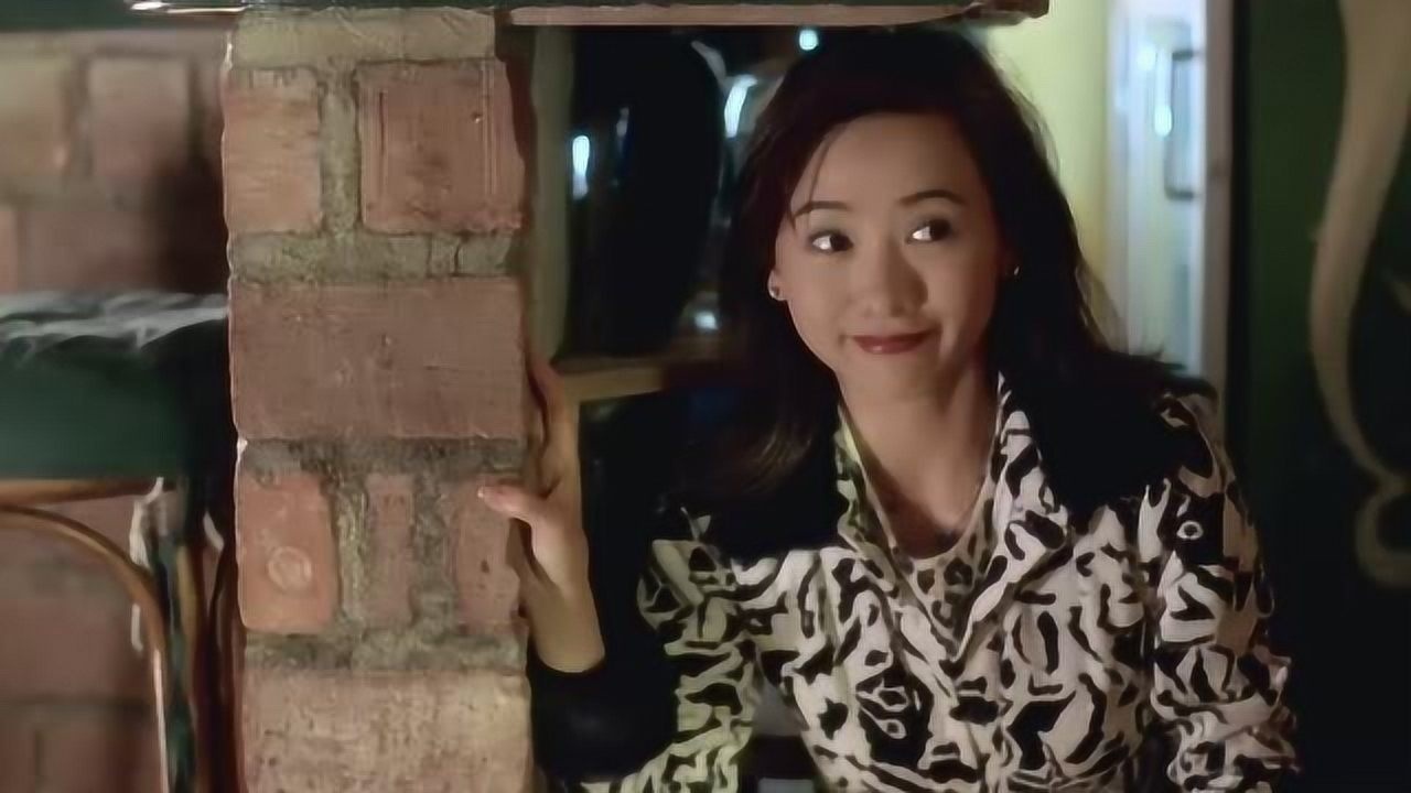 《夺舍》精彩合集_夺舍:猫妖附身变美女,起身姿势还真妖娆,不过这手不要乱摸啊_电影_高清完整版视频在线观看_腾讯视频