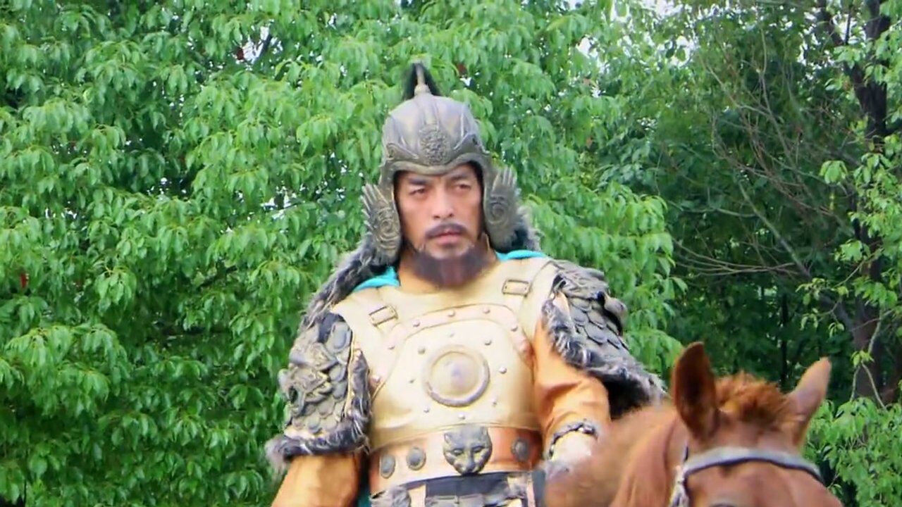 李世民被逼走投无路,就在敌将要取首级那一刻,救世主出现了_腾讯视频