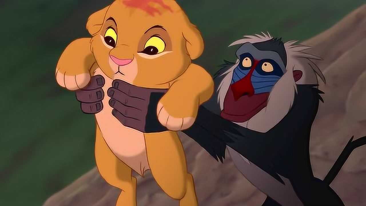 狮子王狒狒长老举起小王子辛巴荣耀国的臣民兴奋了集体狂欢