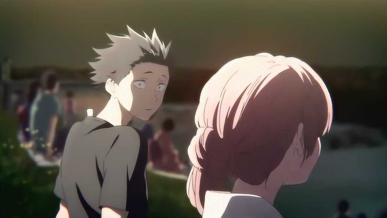 声之形:西宫在看烟花时闭着眼睛,没想到能听到烟花的声音!