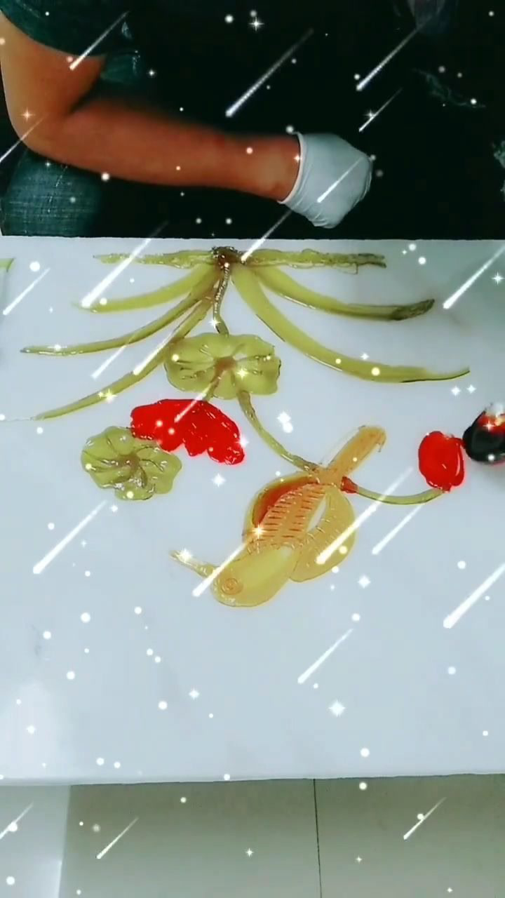 一起来做美食 《糖画》荷花