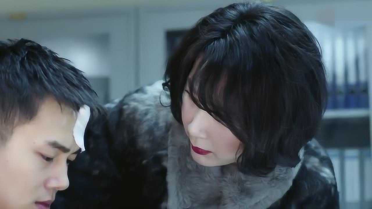 儿子涉嫌强奸未遂母亲极力帮其开脱罪行