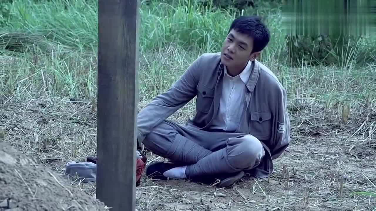 雪豹坚强岁月第三十九集:周卫国抢回了清源城,要了三百万斤粮食