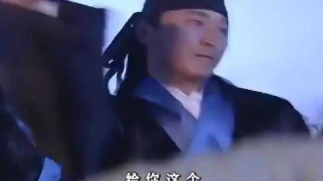 石破天抢赏善罚恶令,无意中施展出神功毒掌,两位道士瞬间倒地