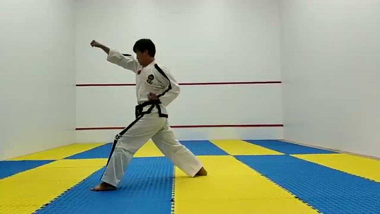 国际itf跆拳道套路——重根