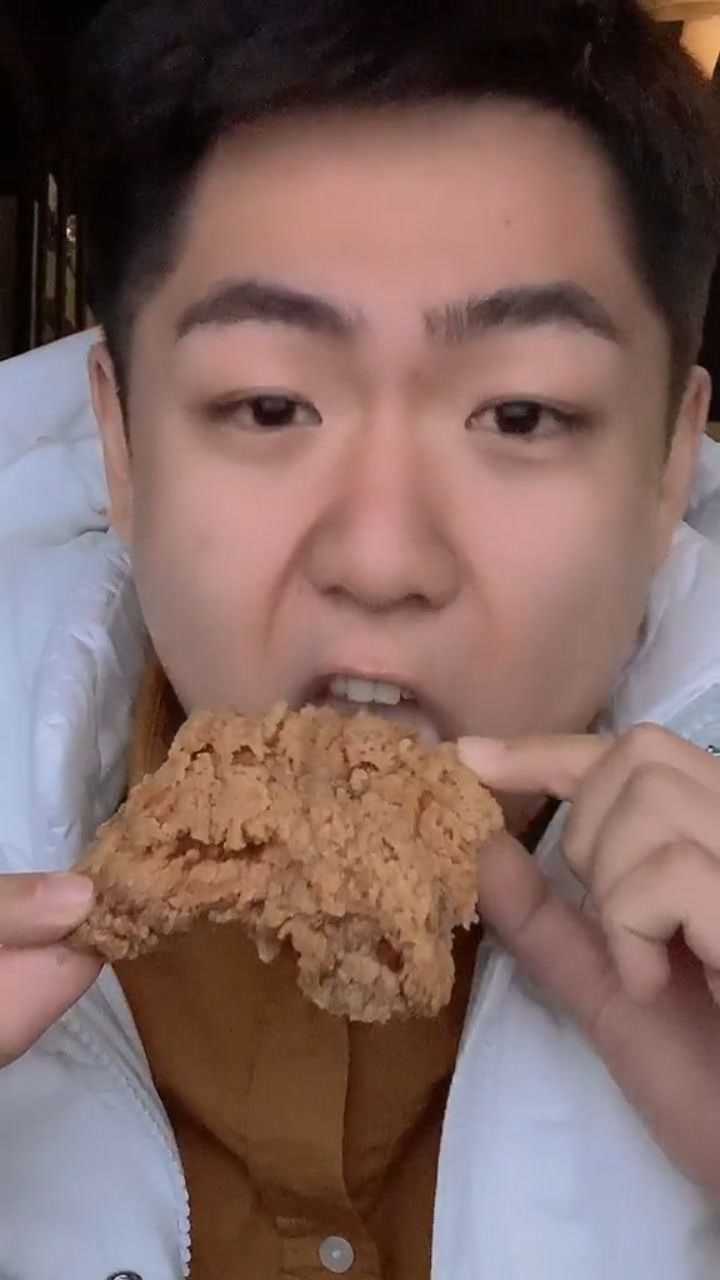 沉浸郭言郭语无法自拔我真想抽我自己