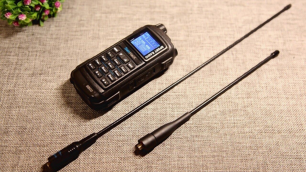 森海克斯8800接收fm收音机效果不理想,换上一根加长天线对比明显