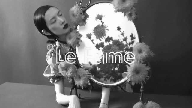 Le Fame 独特现代服装语言诠释复古新风尚