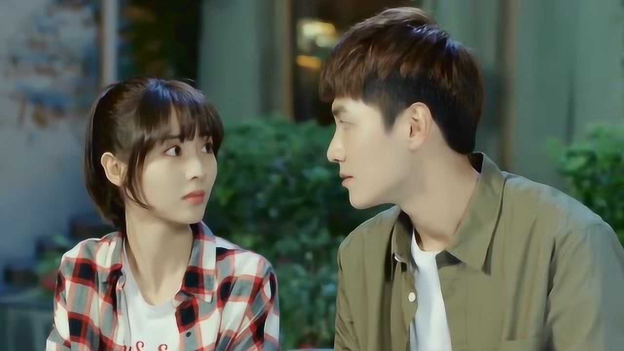 忘记你记得爱情金泽邢菲坐着谈心金泽甜言蜜语又依偎邢菲肩膀太会撩了