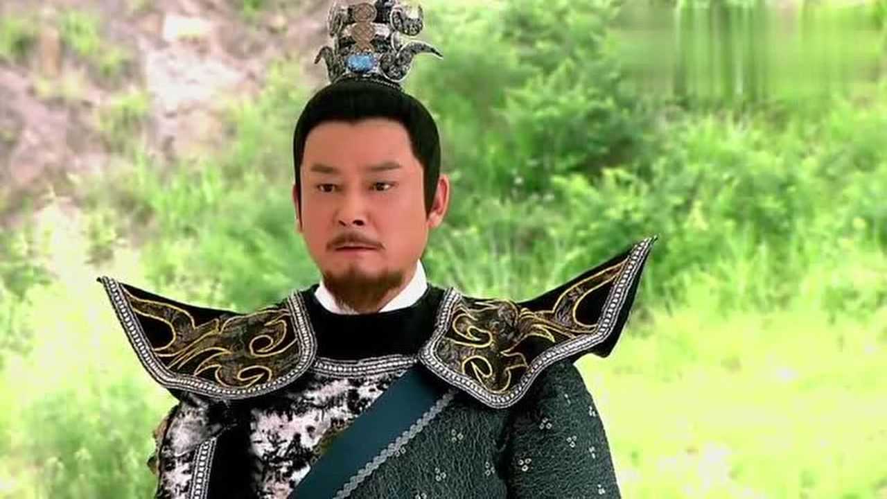 闻太师双锏化为两条龙把金蛇吞到了肚子里太师都驾驭不住了