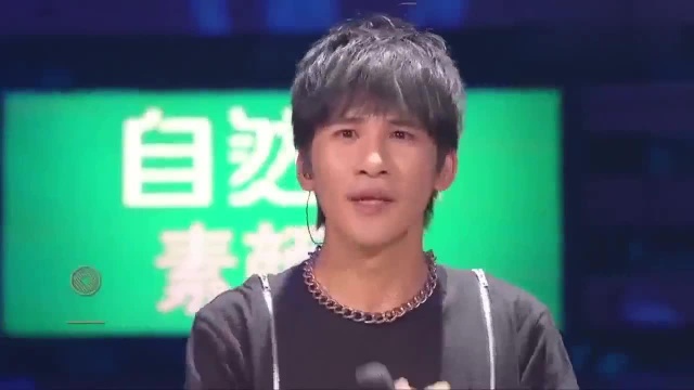 薛之谦激情演唱歌曲《意外》,酷炫优雅歌声,引起全场尖叫!