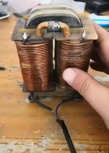双12v变压器制作电瓶充电器