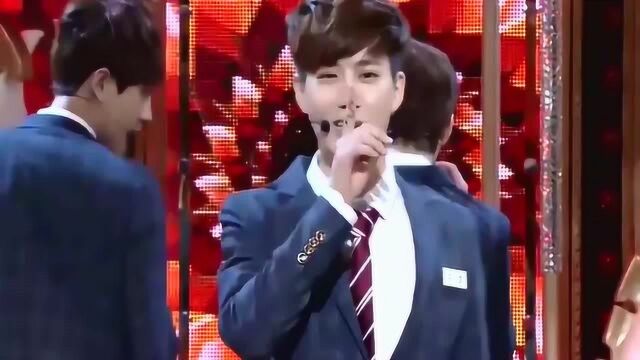 《演艺大赏》EXO《咆哮》再现简直帅炸全场!