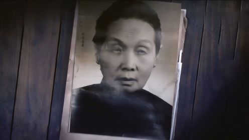 “双枪老太婆”赵洪文国，抗战时闻名中外，解放后为何被枪决？