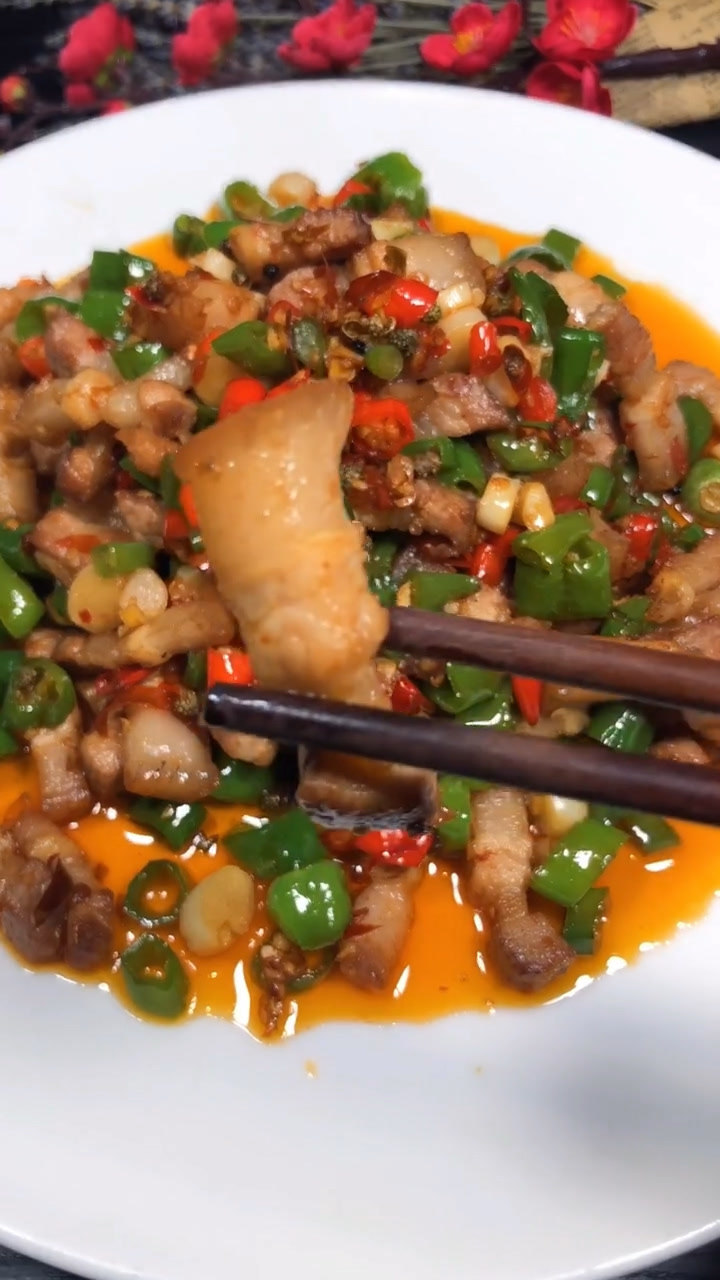 小煎五花肉的制作方法,四川家常味,非常好吃