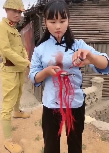 影视剧没有后期还能看原来剑刺穿肚子的戏份是这样演的骗了我这么多年