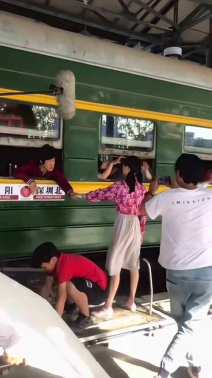 电影中的追火车是这样拍的