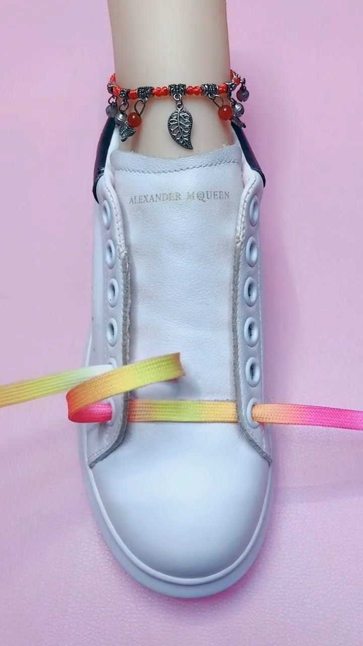 这样缠绕在一起的鞋带很好看小姐姐们快学起来吧