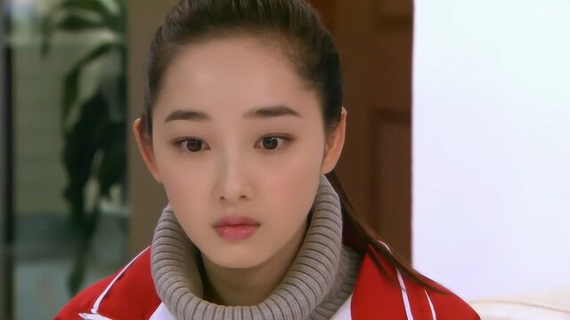 生死相依:素素给蓝卓买了辆豪车,不料却被骂一顿,素素伤心了