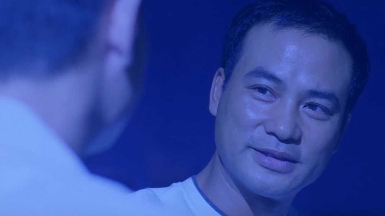 任达华饰演的张子豪好帅几句话就交了叶世官为朋友霸气侧漏