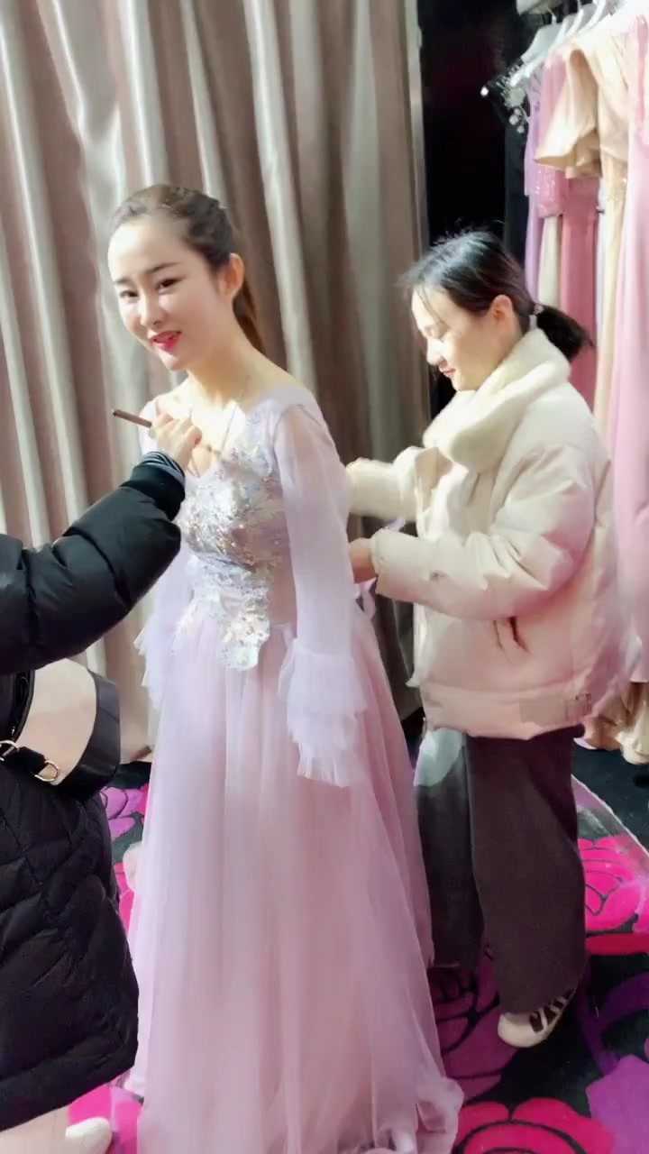 无臂女孩马上要结婚了大家快来祝福她吧