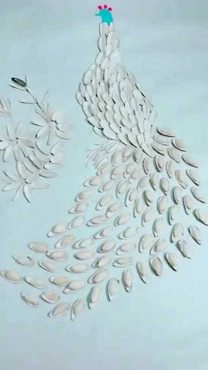 瓜子皮粘孔雀画,有没有心动?_腾讯视频