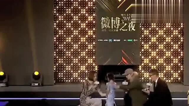 新一代“女版周星驰”!古灵精怪的贾甜馨,把星爷也给迷住了!