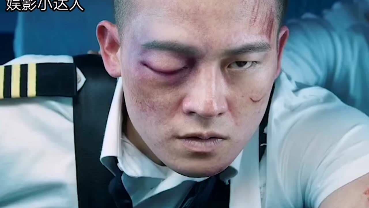 《中国机长》影视精彩片段剪辑5