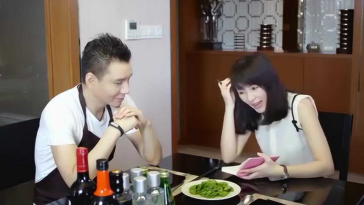 佟俊铭以为梁馨找男人是来相亲的谁料这些男人是来演佟俊铭的