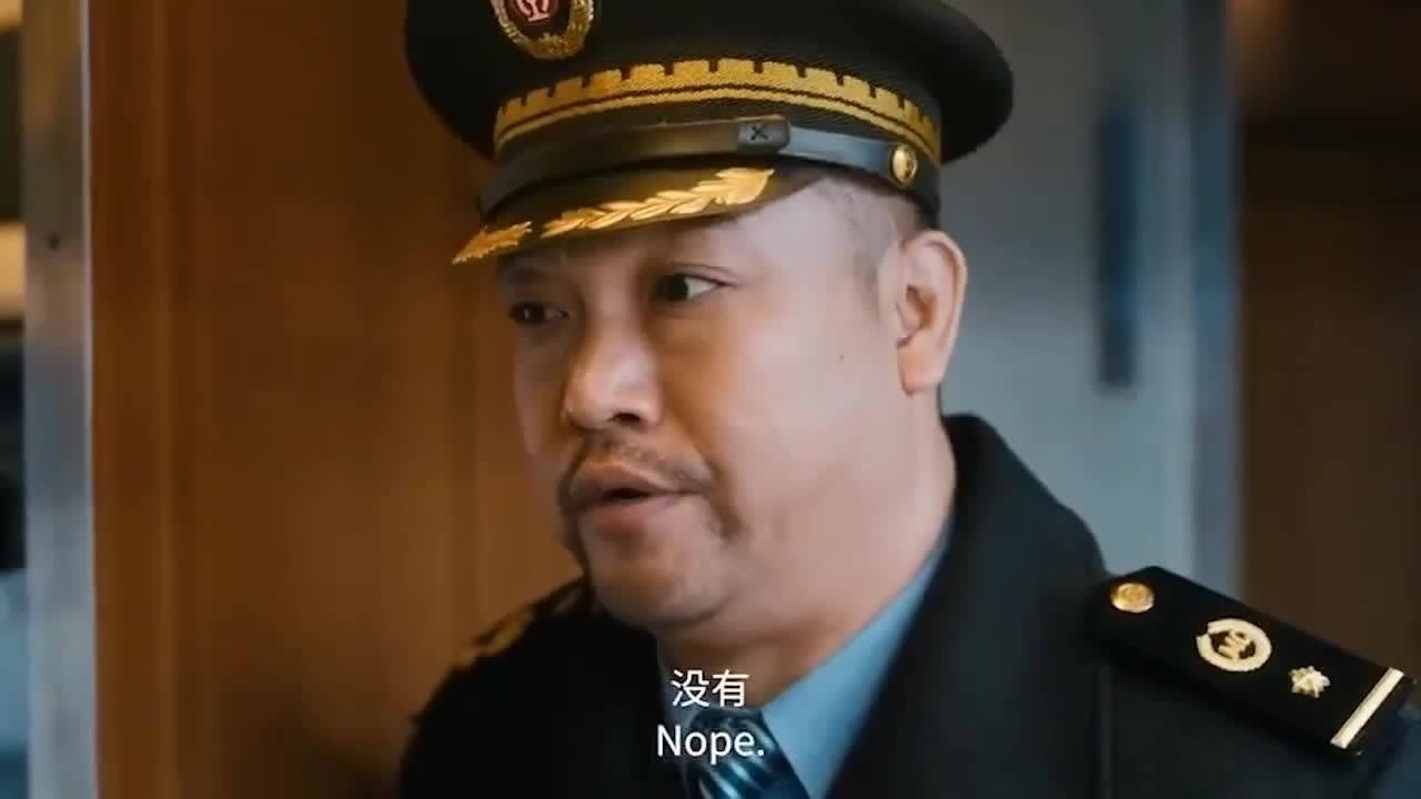 囧妈客串贾冰承包了这部剧的大部份笑点