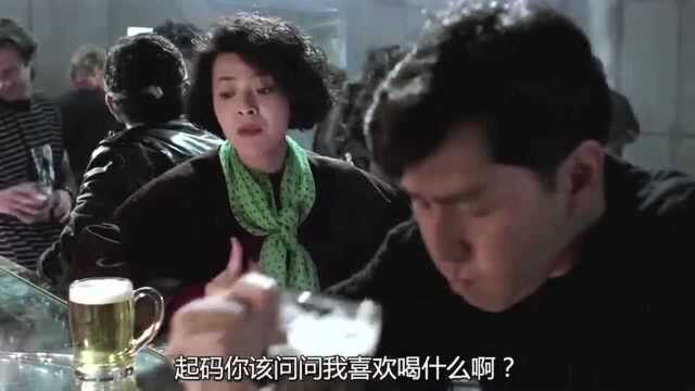 校长为了保护美女,与当地势力肉搏,最后这都是给美女的惊喜