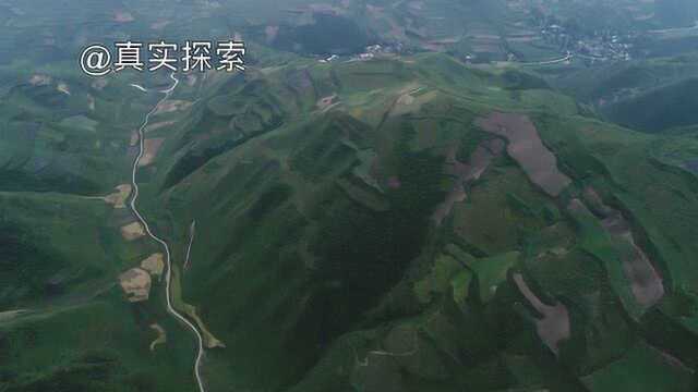 航拍大秦岭20:三岔崖,麦田边的壮观地貌,甘肃省定西市漳县殪虎桥乡