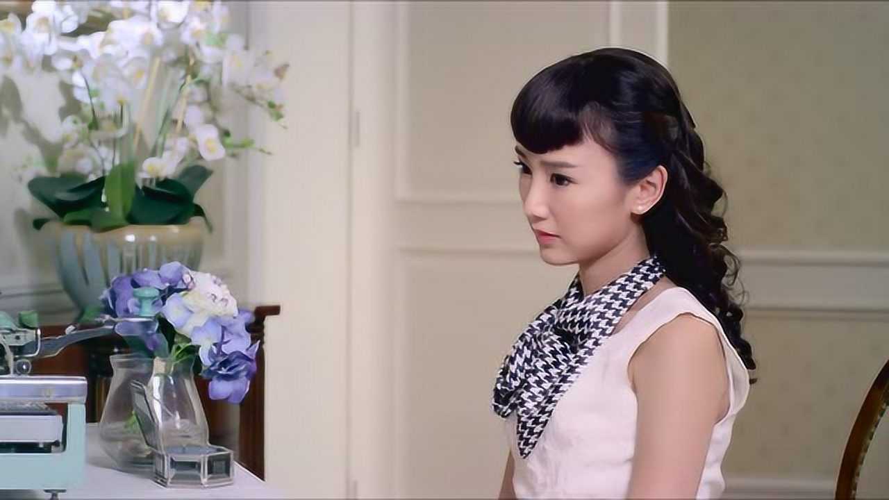 淑女之家曾凌戈去送给周瑾手链一枚钥匙从抽屉里面掉了下来