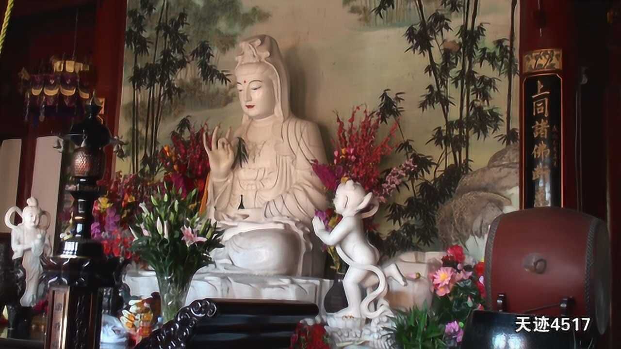 普陀山:紫竹林禅院 里面供奉着紫竹观音坐像