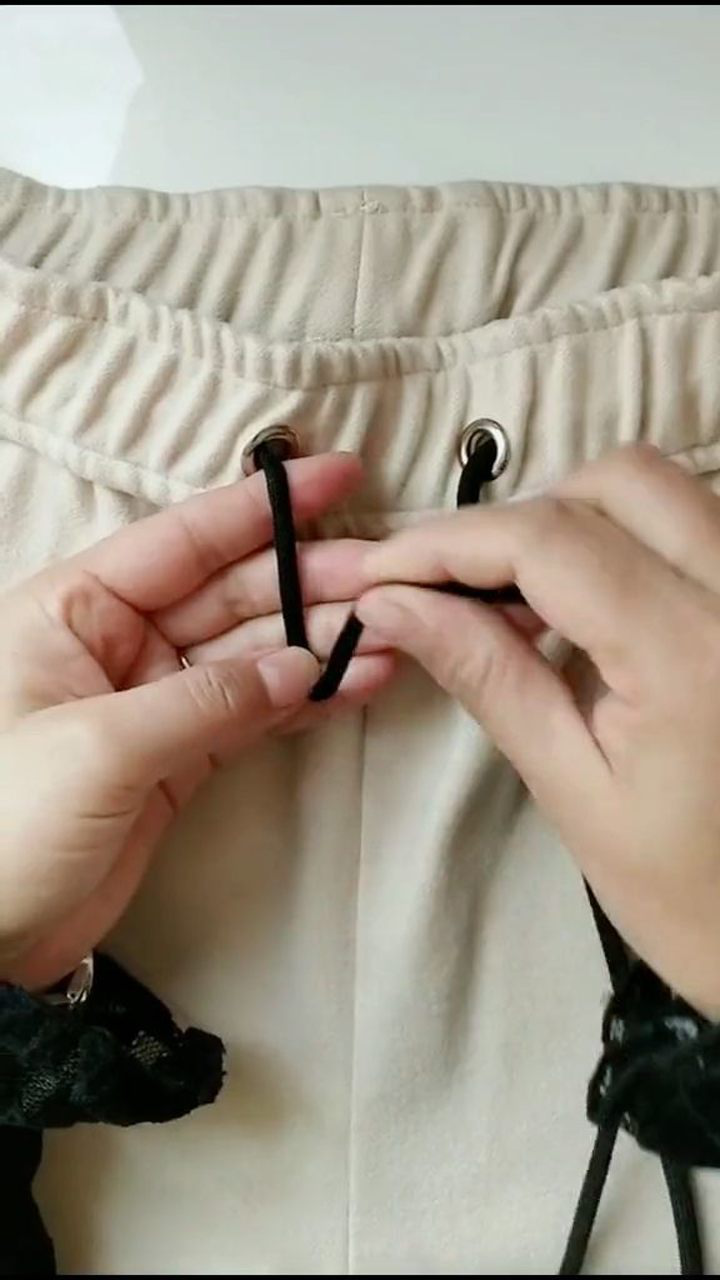 最实用的裤子绳结,会了这个绳子再也不用抽掉了!