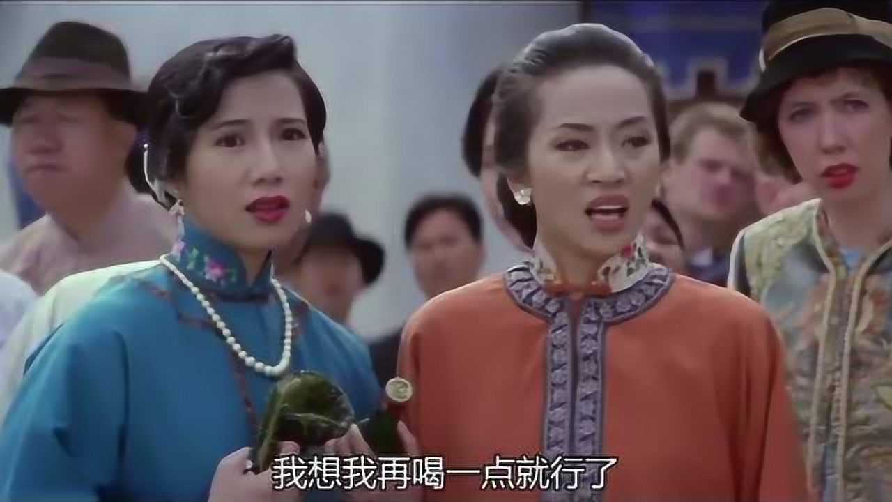 电影:成龙打醉拳也是拼,白酒红酒xo掺着喝,那套醉八仙打得太精彩