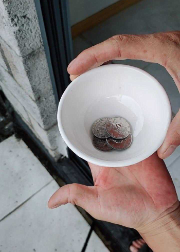 揭秘刘谦老师的蝴蝶币消失魔术