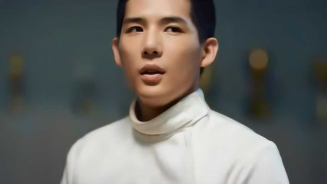 《二十不惑》段振宇苦练击剑,却不想旧伤复发!