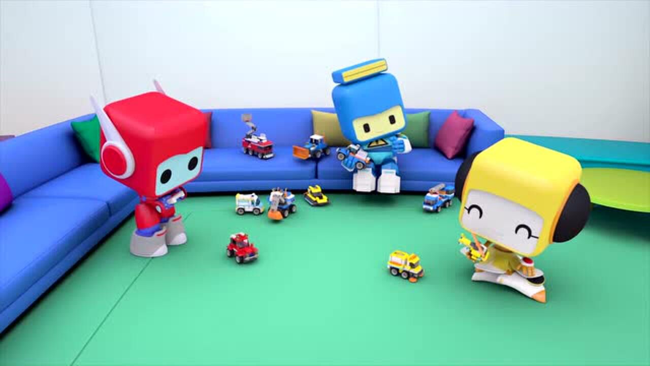 百变布鲁可布鲁克小队平时很悠闲在基地玩玩具很开心