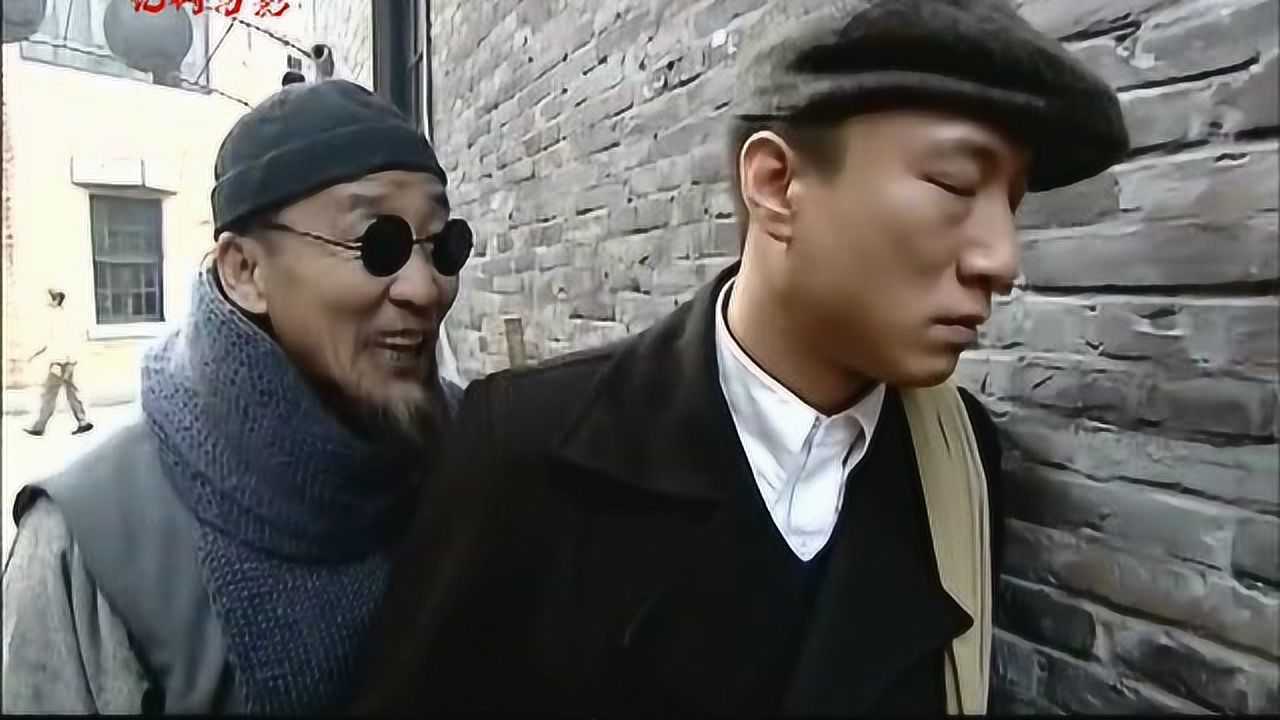 刀锋1937郑树森正在发火听老萨说小鸭梨找过他瞬间高兴了