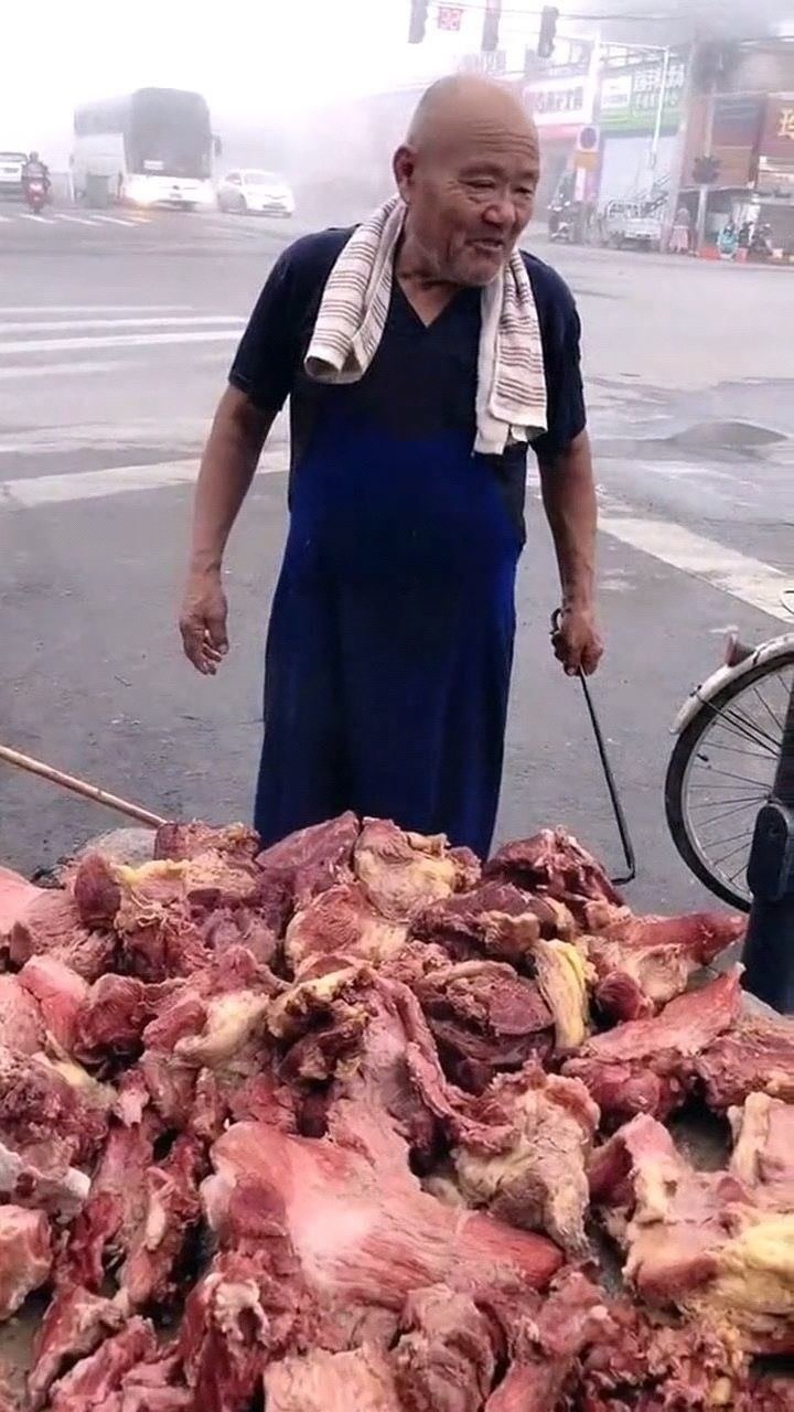 萧县青龙集80岁老爷说1000里路都没有吃过好吃的牛肉汤