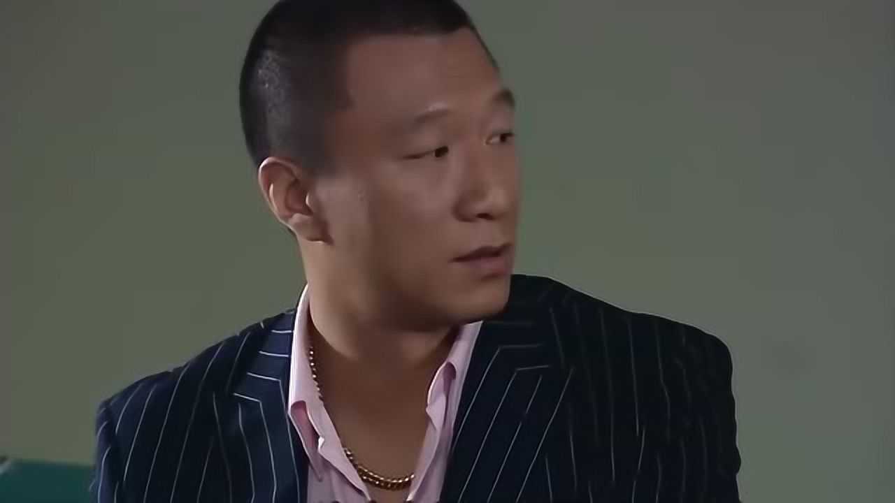 落地请开手机沈亢来医院看望小晚妈妈小晚随后赶到