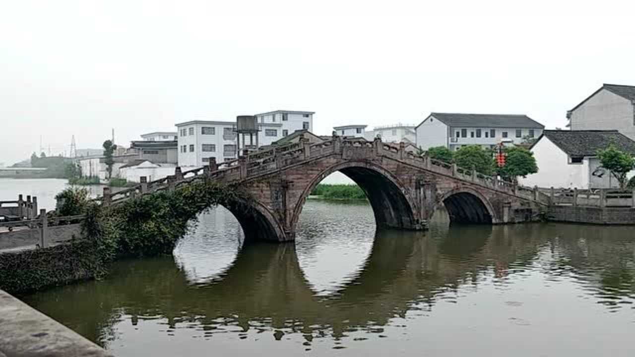 寧波奉化,西塢鎮上幾百年的古橋—居敬橋,它見證了多少人文故事