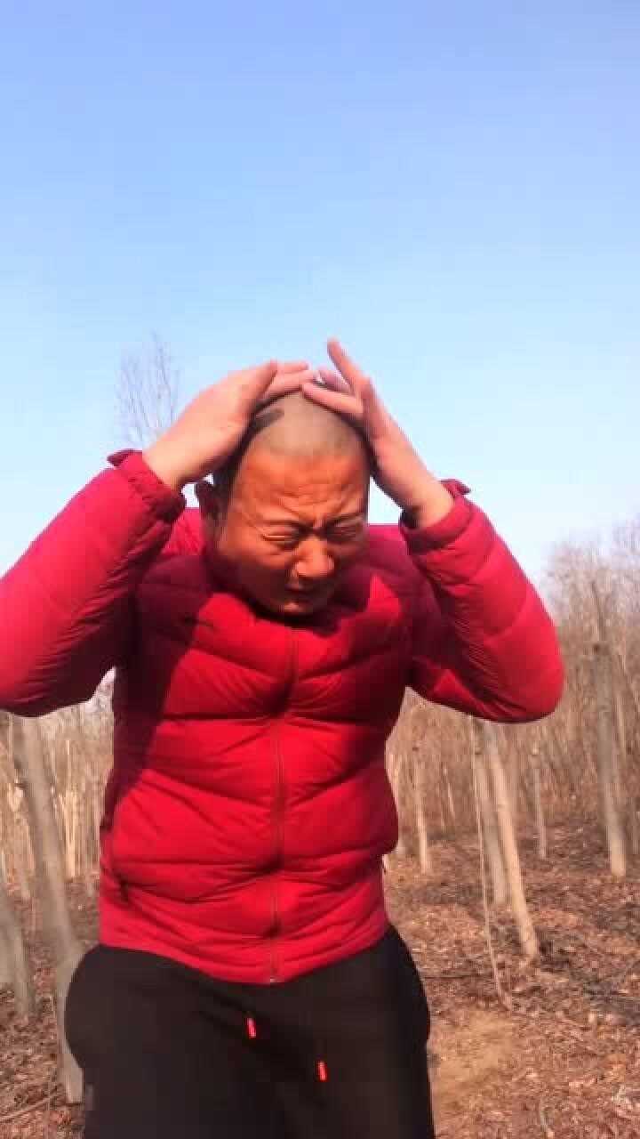 giao哥直播变脸上一秒还在骂粉丝不刷礼物下一秒就感谢衣食父母